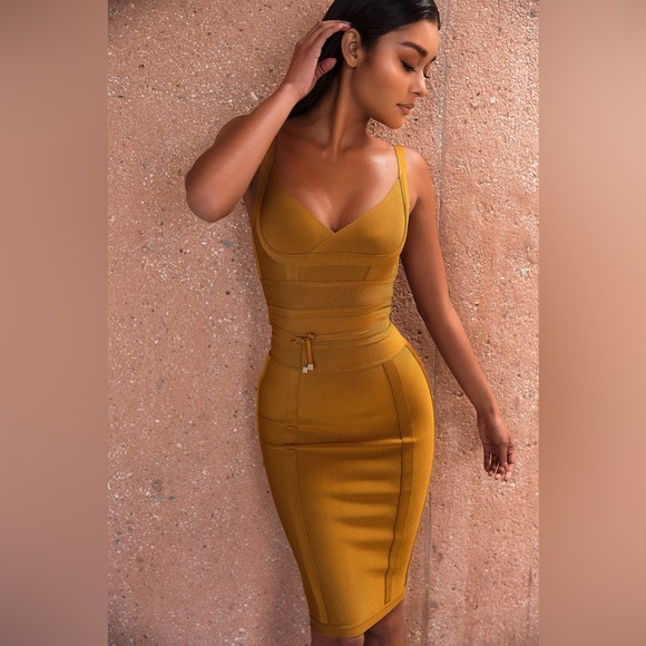 House of CB Dresses & Skirts - House of CB Belice Dress